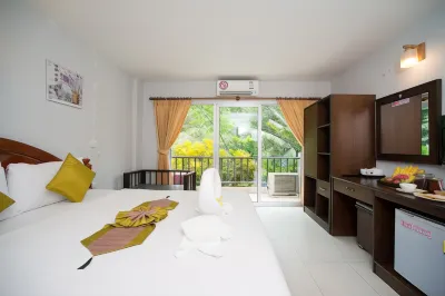 Srichada Hotel Khaolak Отели в г. 
