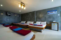 Lampam Resort Hotels near Wat Khao Chiak