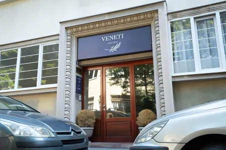 Veneti Suites