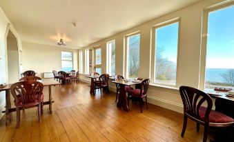 Navidale House - Bed, Breakfast & Bar