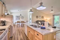 Updated Cottage at Lake Junaluska Golf Course! Hotels in Waynesville