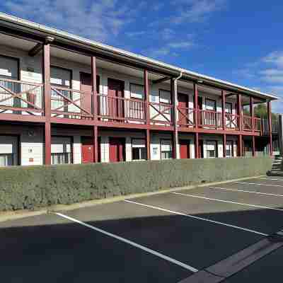 Everhotel de Tarbes-Ibos Hotel Exterior