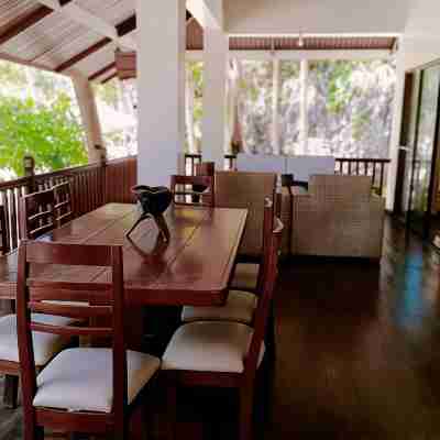 El Nido Waterfront Resort Dining/Meeting Rooms