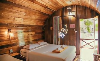 Phu Quoc Valley Sen Bungalow