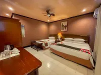 Paras Beach Resort
