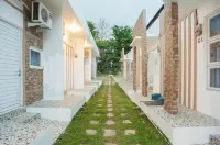 Algira Guest House Syariah Bogor Redpartner