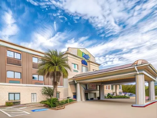 Holiday Inn Express & Suites Beaumont NW Parkdale Mall by IHG - Pools