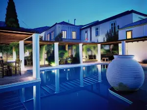 Top 8 4-Star Select Hotels in Idhra