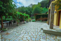 Ellis Full Guest House Hotels in Tsagkarada