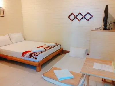 My Home Guest House Отели в г. 