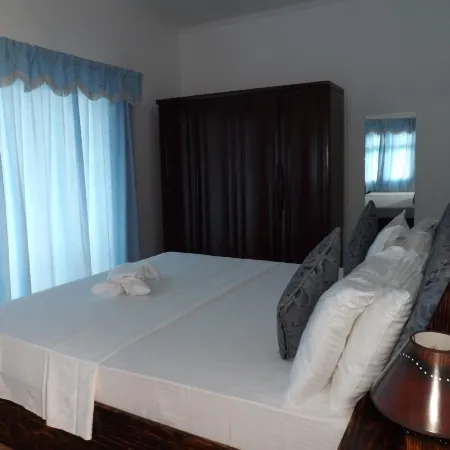 Divers Lodge Guest House
