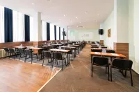 Hotel Plus Hotels in Senec