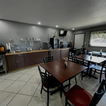 Royal Inn & Suites Отели в г. Райт