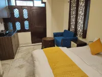 Sun Moon Residency and Apartments Hotels near Swarn Jayanti Park