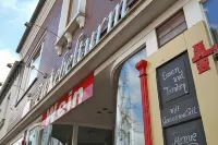 Zwiebelturm Gast- und Weinhaus Bed & Breakfast mit Weinverkauf