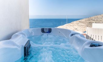 Deep Blu Boutique Hotel