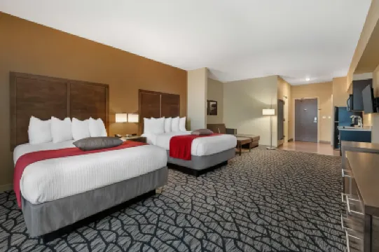 Best Western Plus Lakeview Hotel Hotels in 