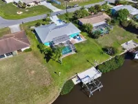 'Fully Updated and New' Waterfront Pool home with boat lift in paradise