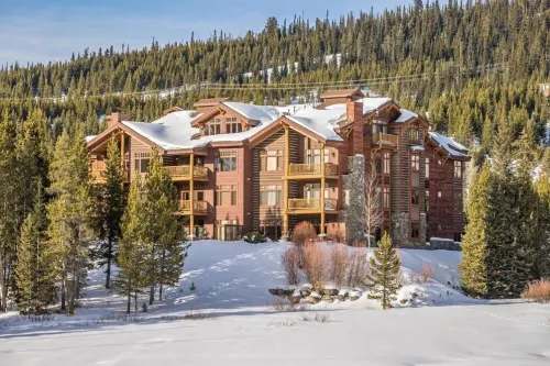Location = Awesome! Plus a private Hot Tub!