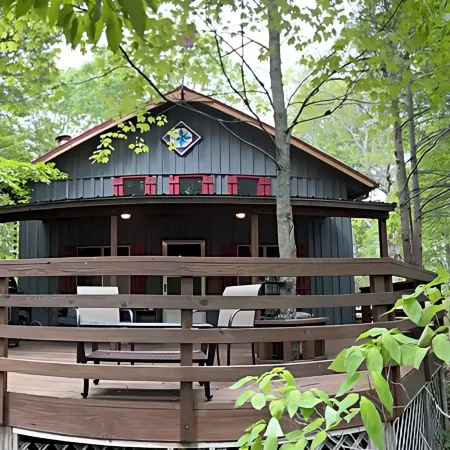 Quiet Cabin on Top of Mountain! Off the Grid Between Newland & Spruce Pine-Hwy19