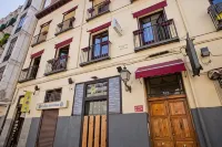 Hostal la Casa de la Plaza Hotel in zona Statua di Don Alvaro di Bazan