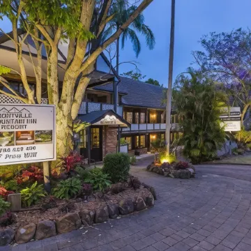 Montville Mountain Inn Отели рядом с достопримечательностью «Виноградник Flame Hill»