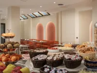 فندق موزارت Hotels near لوتو