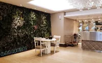 Waterplace Residence 2BR Unit 2 Hotel dekat Toko dua putri ( toko sembako serba ada)