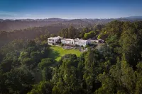 Chaminade Resort & Spa فنادق في Capitola