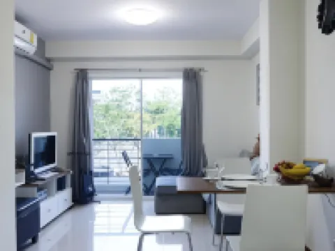 เดอะ เซ็ปเท็มเบอร์ ศาลายา โรงแรมในอำเภอ พุทธมณฑล