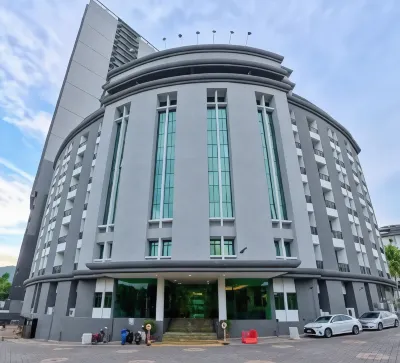Stallions Suites Penang Hoteles en Gelugor
