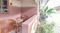 Hotel Shinta 1 Near Stasiun Kertosono Mitra RedDoorz