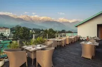 Infinitea Centric Dharamshala - breakfast