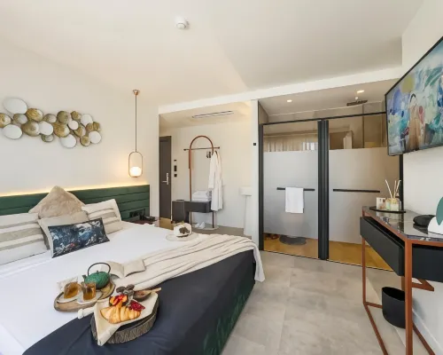 Luff Living - Adult Only Hotel dekat Air Terjun Lower Duden