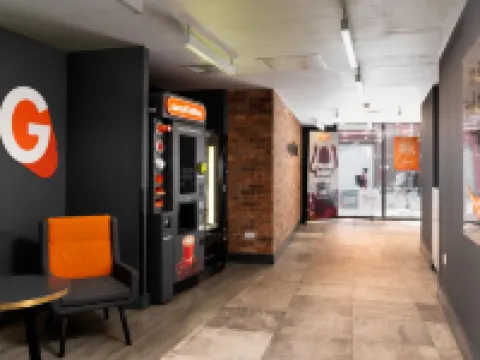 อีซี โฮเทล ลีดส์ โรงแรมในลีดส์