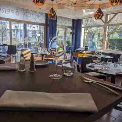 Hôtel Restaurant Ô Pervenches Dining/Meeting Rooms