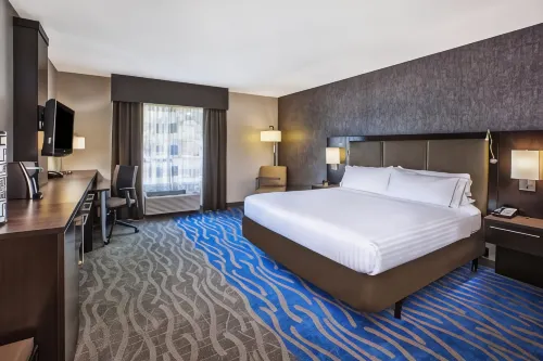 Holiday Inn Express & Suites Dayton South - I-675 Hotels in Sugarcreek Township