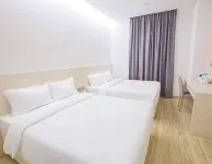 Minimalist Hotel