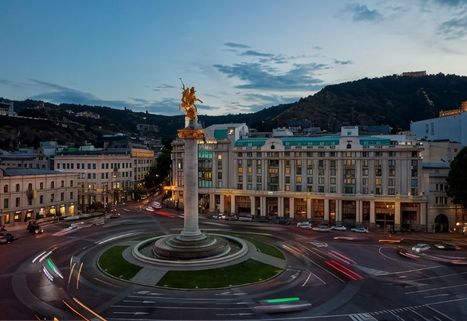 3. 코트야드 바이 ..