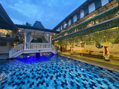 Raintree Boutique Villa & Gallery
