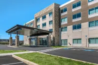 Holiday Inn Express & Suites Carlisle Southwest – I-81 فنادق في South Middleton Township