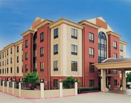 Aspen Grand Hotel LaPorte