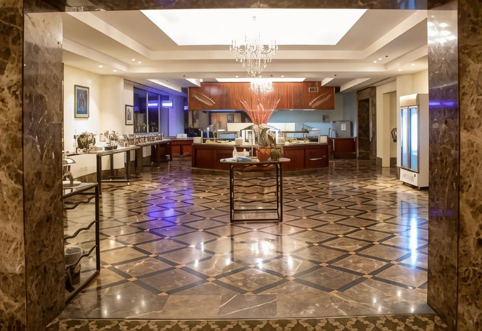 Seteen Palace Hotel Over view