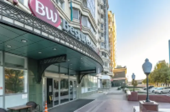 Best Western Plus Astana Hotels in der Nähe von Astana Arena