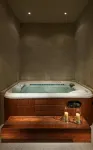 Gdm Megaron, Historical Monument Hotel - romantici