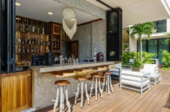 オセアナ バイ アブナ