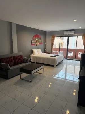 Nemos Guesthouse and Massage