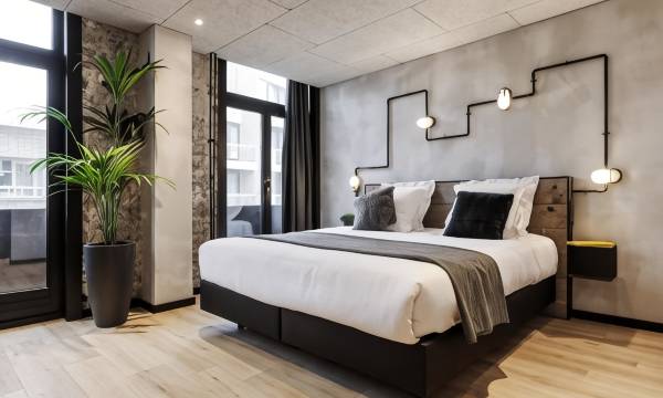 Upstairs Hotel