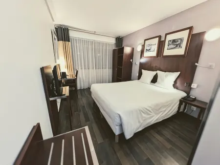 Hôtel du Centre Annemasse Отели в г. Бон