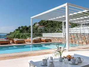 Kassandra Bay Resort, Suites & Spa